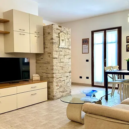 Apartment Blueberry - Historic Center Luino