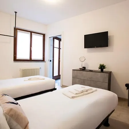 Blueberry - Historic Center Maggiore Luino