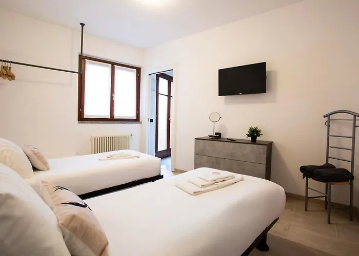 Blueberry - Historic Center Maggiore Luino