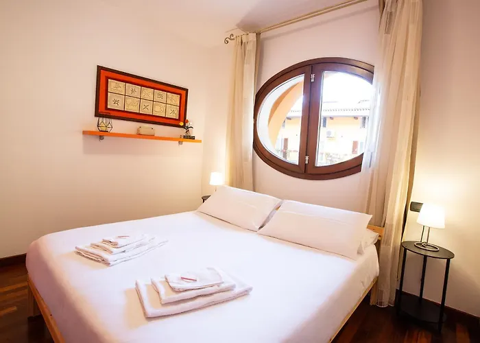 Blueberry - Historic Center Maggiore