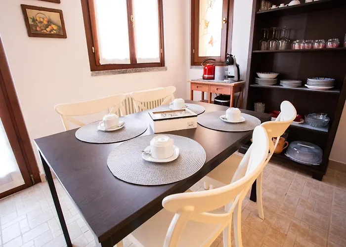Blueberry - Historic Center Maggiore Apartament